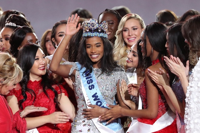 Hàng triệu USD 'bốc hơi' do hoãn chung kết Miss World - 1