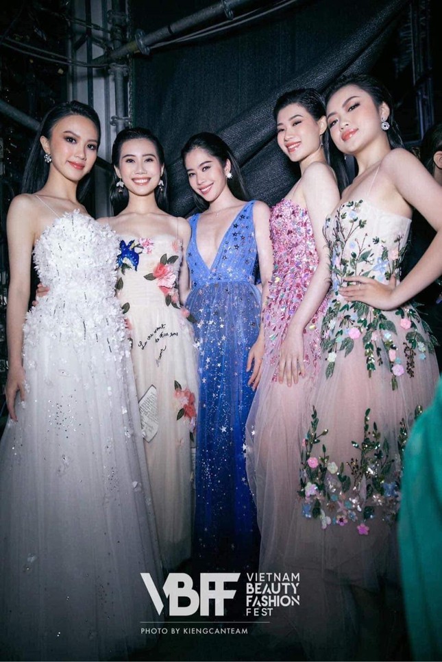 Đây là lý do khiến Nam Em dừng chân ở phần thi Người đẹp Du lịch của Miss World Vietnam ảnh 3