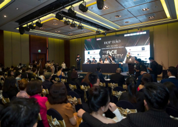 Thu Venus : nữ Bác sỹ tài năng xuất hiện tại thảm đỏ The Face Beauty 2022