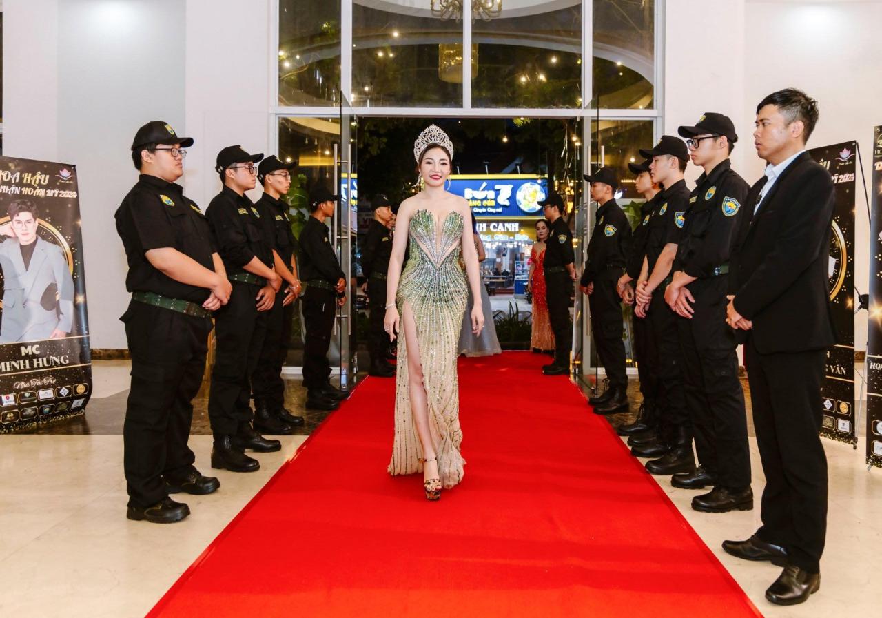 Á hậu Đinh Thị Thúy Hồng - Thành viên ban cố vấn Hoa hậu Doanh nhân Hoàn Mỹ 2024 2 A hau Dinh Thi Thuy Hong 3